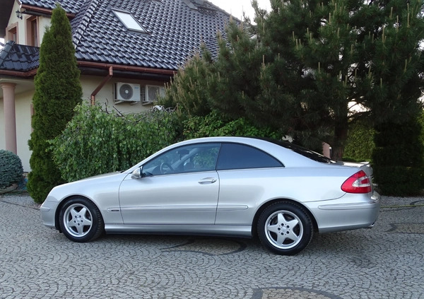 Mercedes-Benz CLK cena 15800 przebieg: 240000, rok produkcji 2004 z Janikowo małe 704